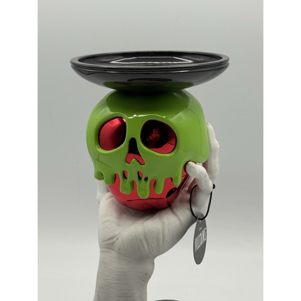 Bath & Body Works Disney Villains Poison Apple Skull Pedestal Candle Holder - Picture 2 of 16